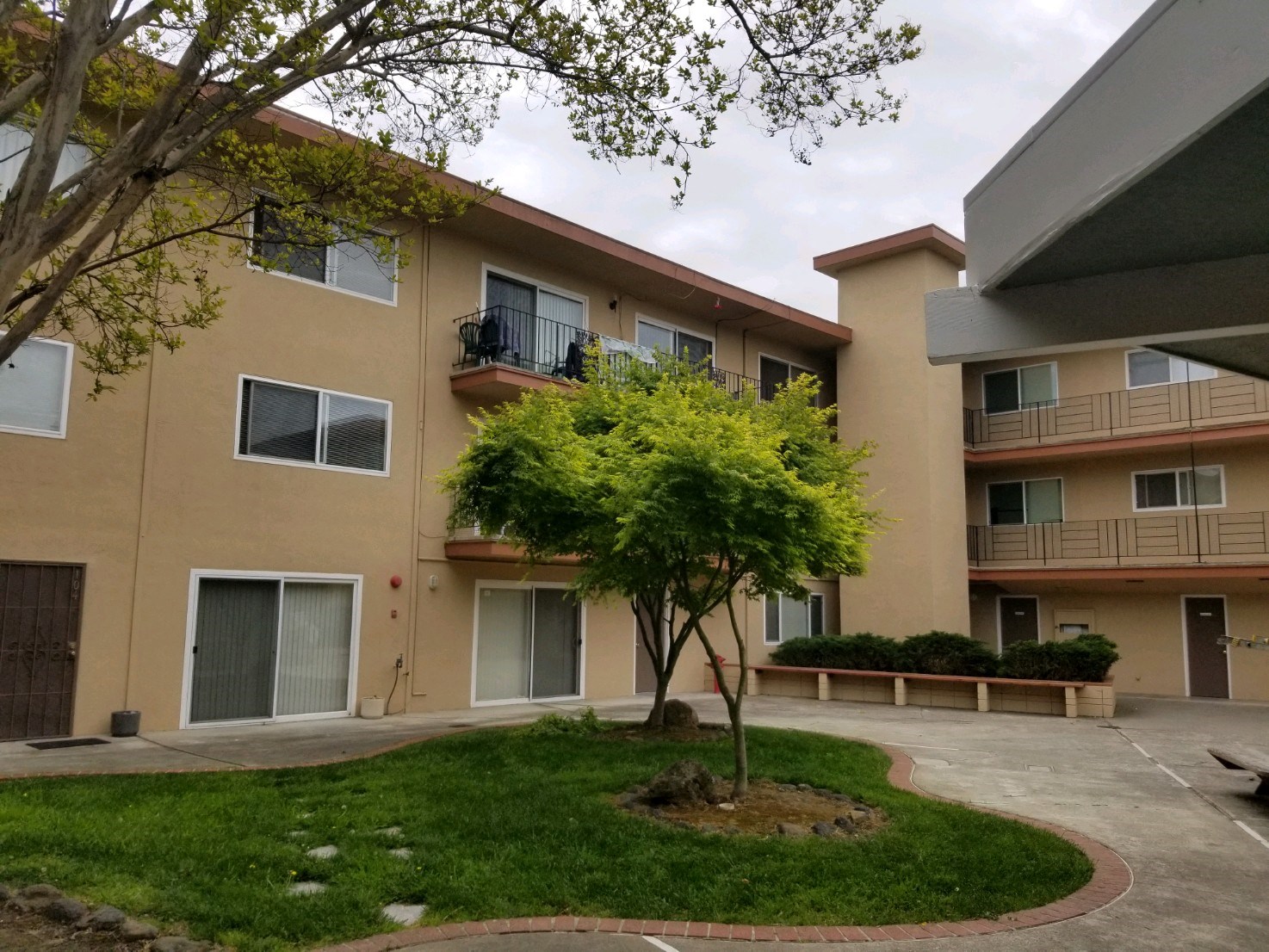 Sovereign Square Apartments photo 5